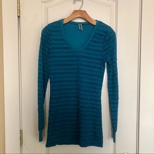 BKE Long sleeve Turquoise Tee with Shimmer